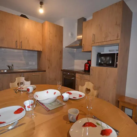 Daire Au Centre Des Gets, Proche Pistes Et Commerces, Terrasse Et Garage Inclus - Fr-1-623-161 Les Gets